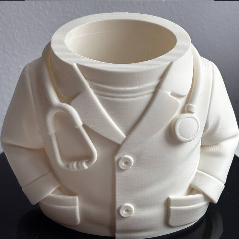 3D Printed Doctor Nurse Figuri – Enclosure 3D Printing recenzja i cena